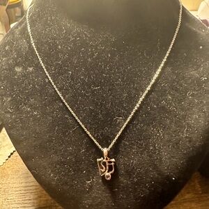 925 Sterling silver with tanzanite pendant and sterling silver chain